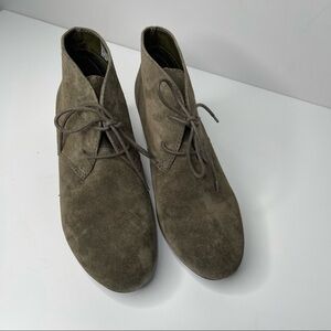 Nine West Joeyo suede wedge boots